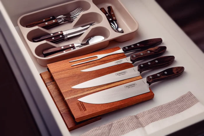 Jogo para Churrasco Tramontina com Lâminas em Aço Inox e Cabos em Madeira Polywood Castanho 5 Peças
