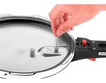 Panela De Pressão Em Aço Inox Fundo Triplo Tramontina 4,5 L