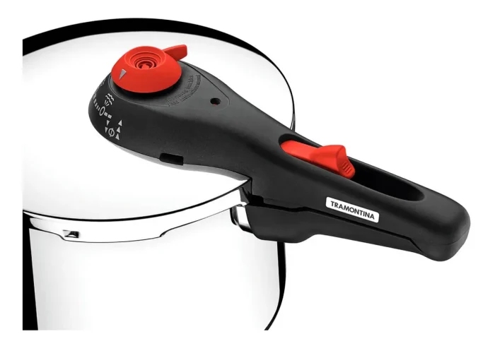 Panela De Pressão Em Aço Inox Fundo Triplo Tramontina 4,5 L
